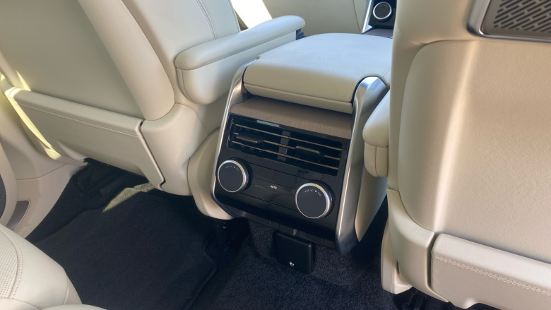 Land Rover Range Rover 4.4 P530 V8 First Edition 4dr Auto Petrol Estate